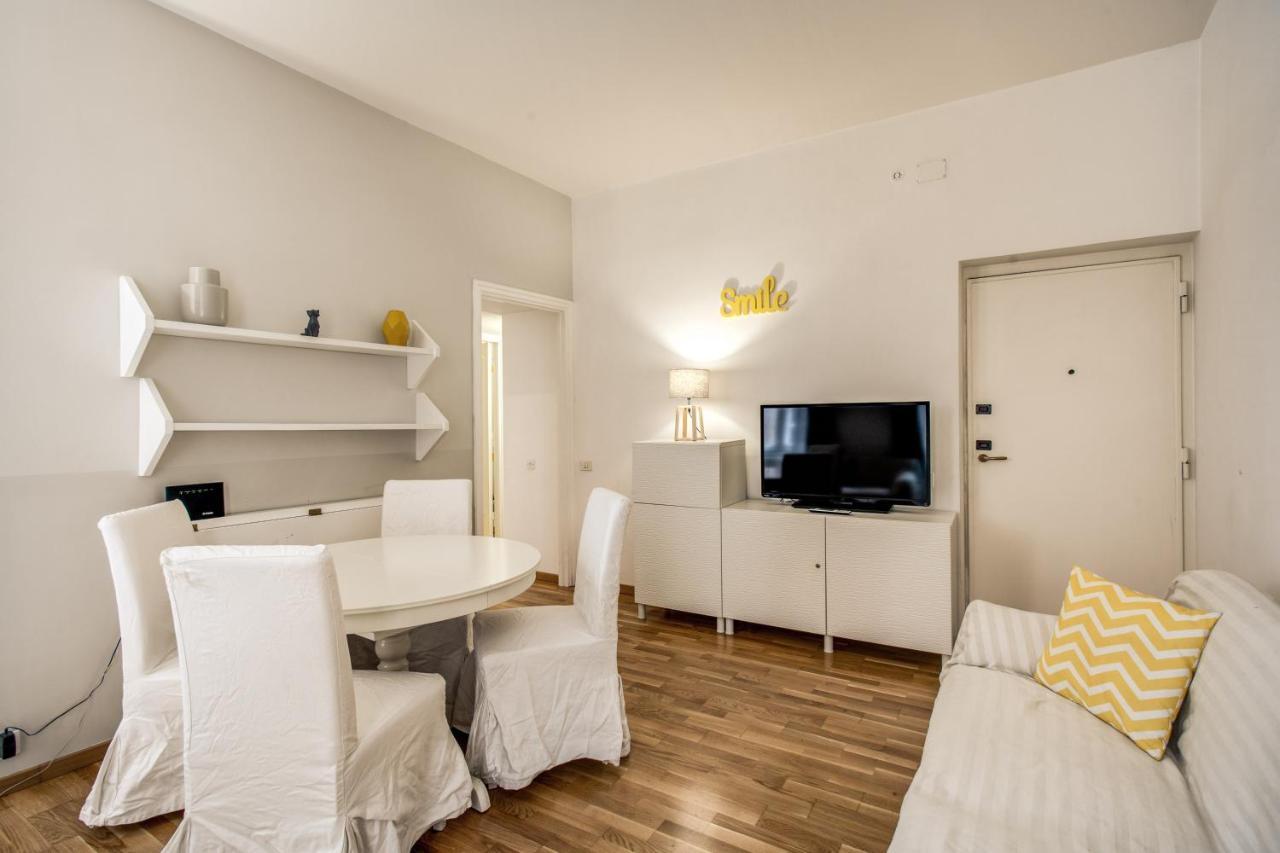 Family Room In Via Del Corso Central Рим Екстер'єр фото